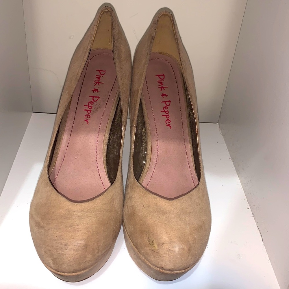 Beige heels